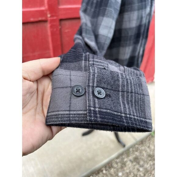 Metal Mulisha Mens Grey Plaid Button Down Flannel Size Large - Picture 4 of 9